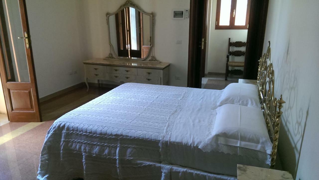 Hotel Palazzo Don Ruggiero à San Ferdinando di Puglia Extérieur photo